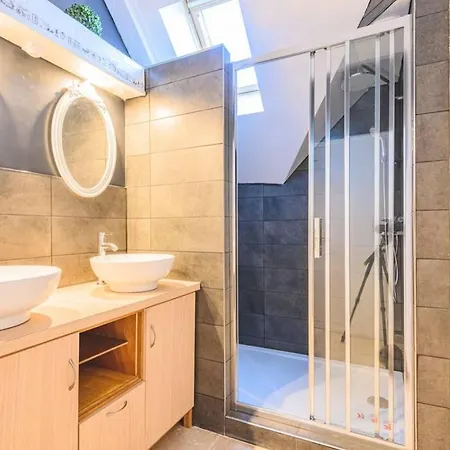 LE FIGARO 2 SUITE PREMIUM  Épernay Extérieur photo